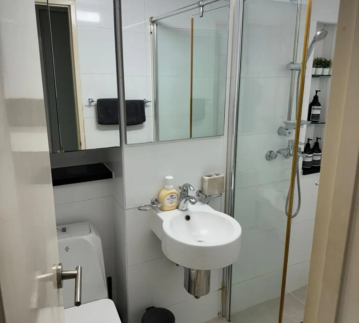 Apartment One Stay Seoul South Korea